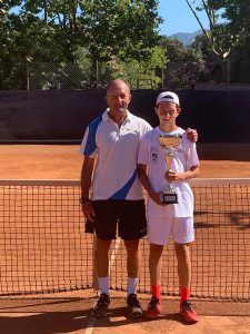 Tennis: successi per i giovani Tennisti carraresi allenati dal Maestro Blandini sui campi del Club